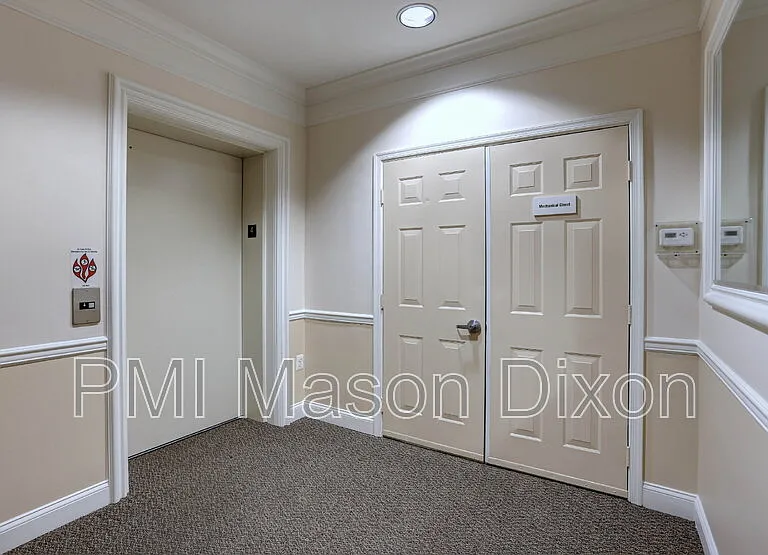 5801 Clipper Ln #404 — Photo 6