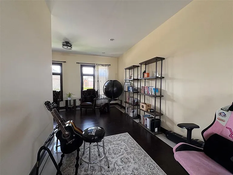236 Shoreview Ct — Photo 11