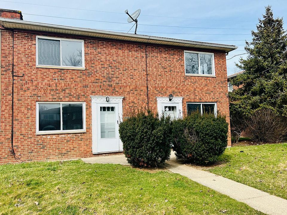 1st image of 5970 Glenway Dr #B