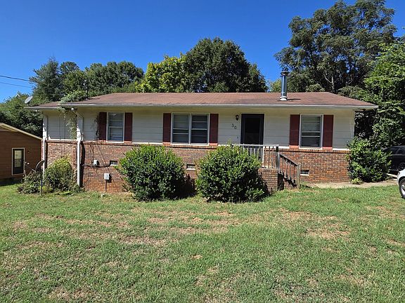 2nd image of 30 Hillcrest Dr