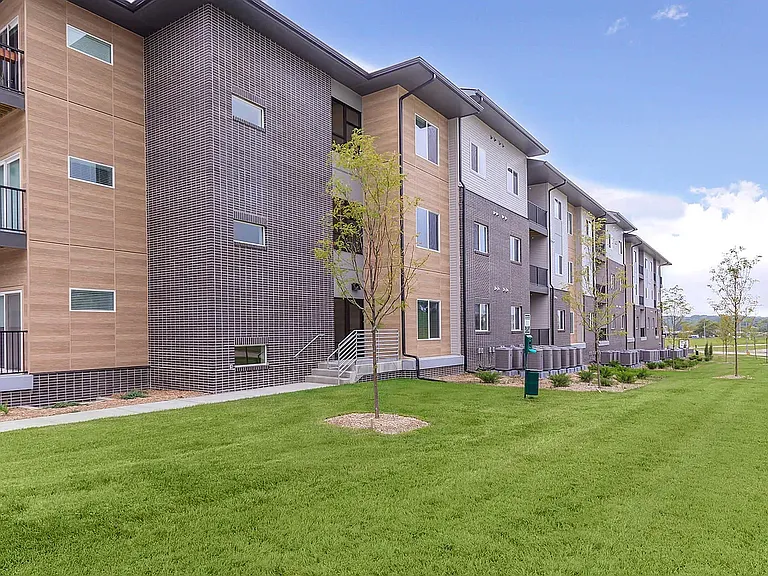 Bluestem Pointe at La Vista — Photo 18