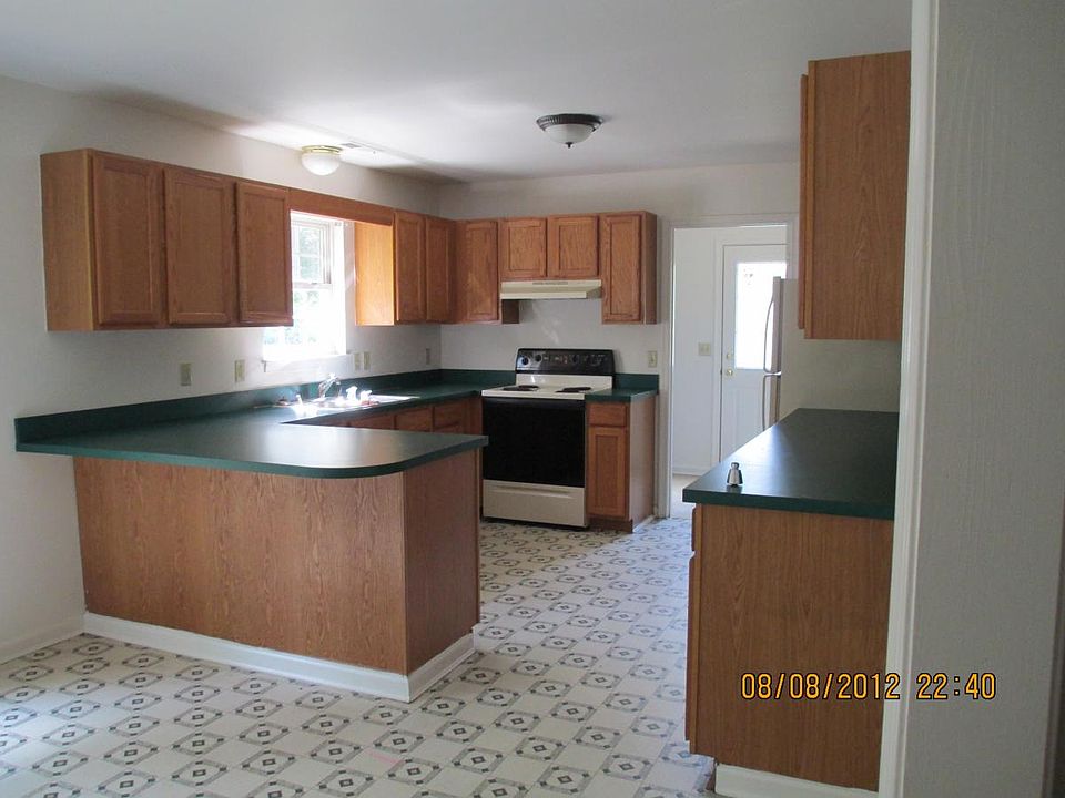 2nd image of 28857 Adkins Rd