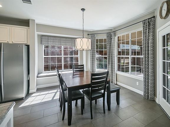 2nd image of 1505 Sundance Cir