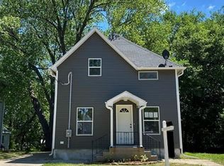 1223 Bluff St, Beloit, WI 53511
