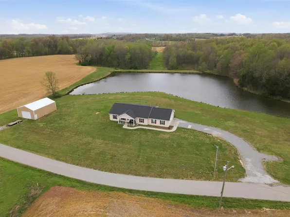 201 Oost Rd, Utica, KY 42376