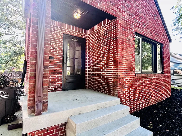 4112 6th Ave — Photo 8