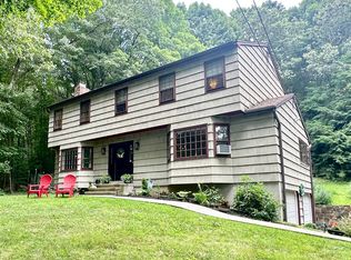 69 Riverside Rd, Sandy Hook, CT 06482