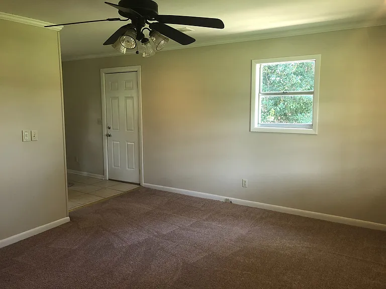 309 Smart Rd — Photo 2