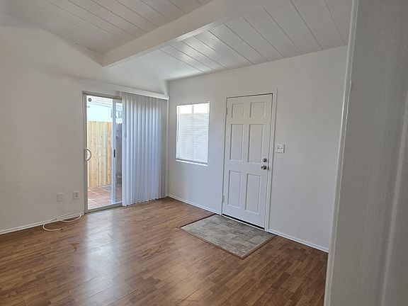 3rd image of 1167 Grand Ave