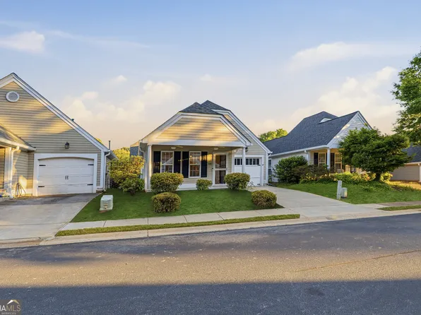 5062 Kathryn Glen Dr, Acworth, GA 30101