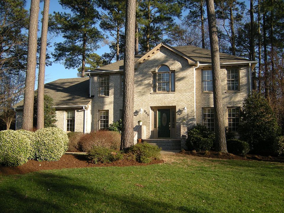 1st image of 905 Forest Lakes Cir