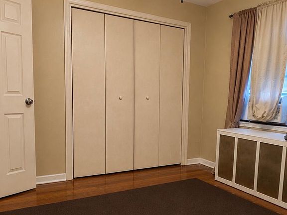 4th image of 221 Ardmore Ave