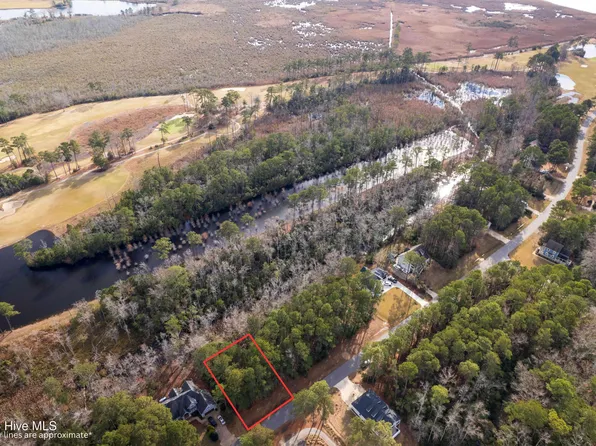 149 Kilmarlic Club Drive, Powells Point, NC 27966