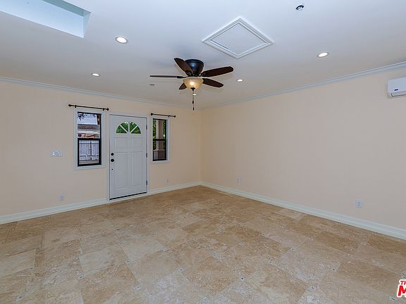 2nd image of 4176 Lafayette Pl