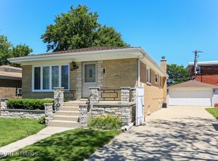 9823 Sterling Ln, Schiller Park, IL 60176