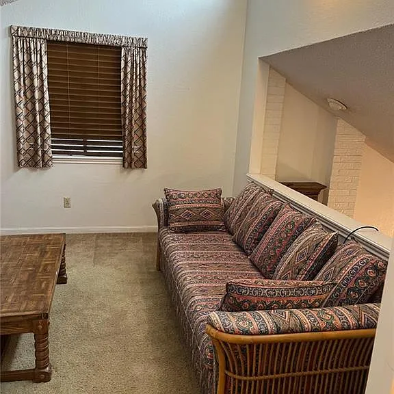 1216 Quail Ave — Photo 4