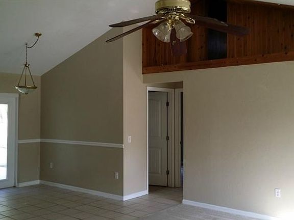 3rd image of 2079 Atwater Dr