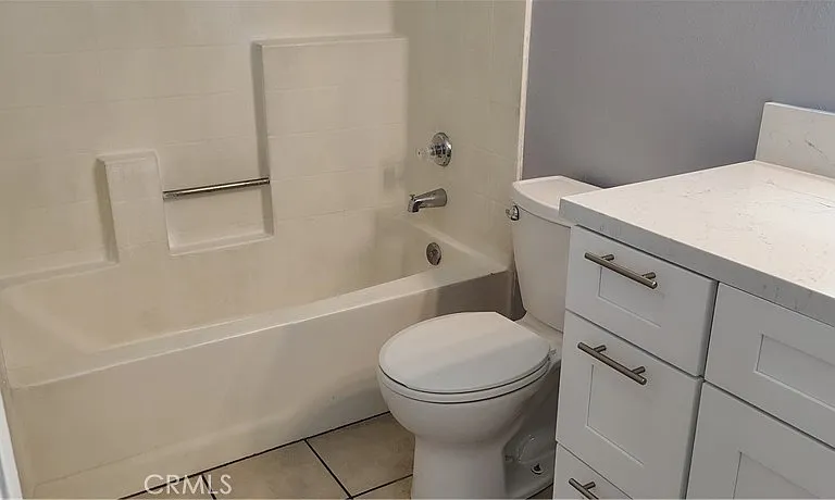 1425 S White Ave #B — Photo 17