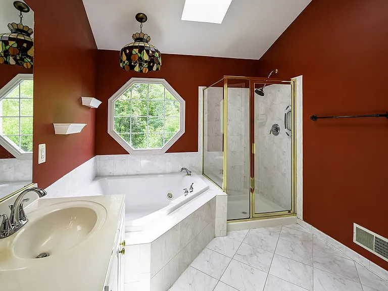 1156 Regal Oak Dr — Photo 35