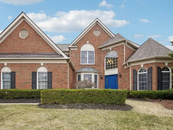 24570 Terra Del Mar Dr, Novi, MI 48374