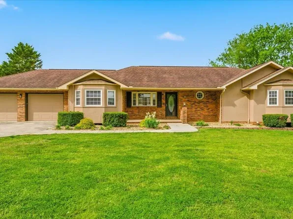 209 Lavista Dr, Maryville, TN 37804