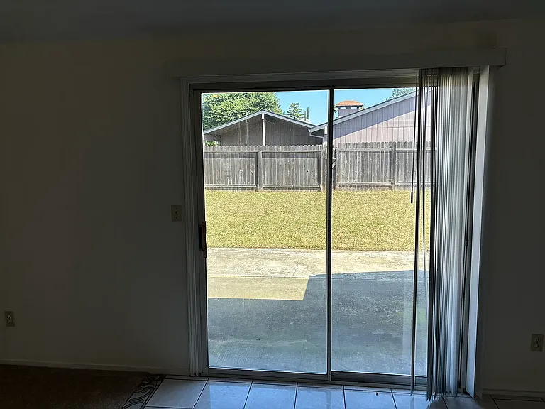 7170 Cloverleaf Way — Photo 22
