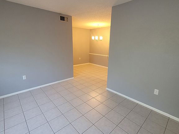4th image of 5845 Fairfield Ave S