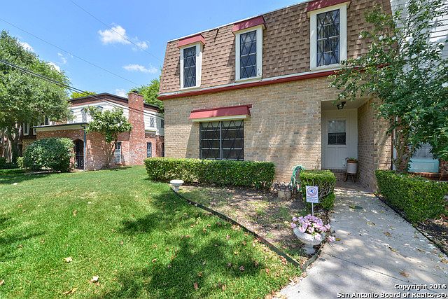 1st image of 11832 Petal Dr
