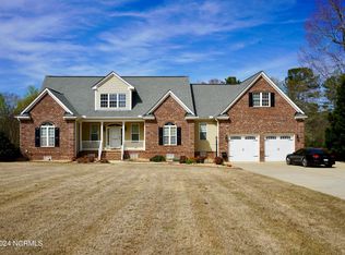 4352 River Lake Rd, Elm City, NC 27822