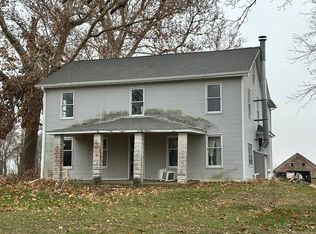 18683 Malvern Rd, Morrison, IL 61270