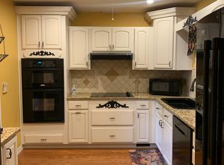 9220 W Suncrest St, Wichita, KS 67212