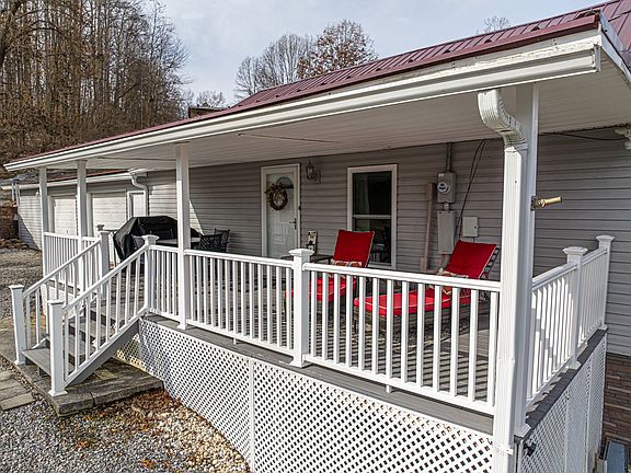 5th image of 22262 Driftwood Ln