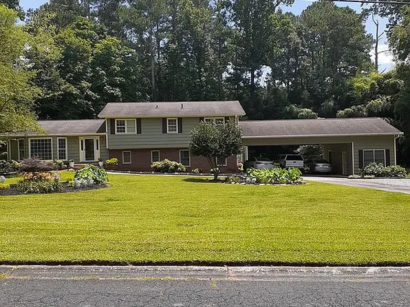 1660 Northwoods Dr, Marietta, GA 30066