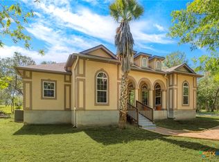 155 Woodrow Center Rd, Kingsbury, TX 78638