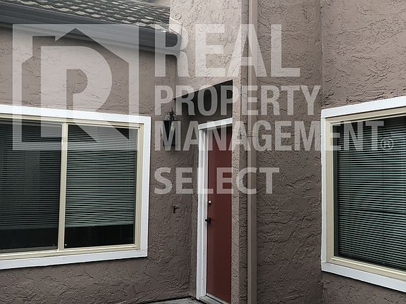 2nd image of 2546 Sand Hill Way