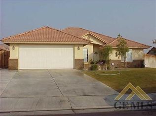 4300 Silver Maple Ct, Bakersfield, CA 93313