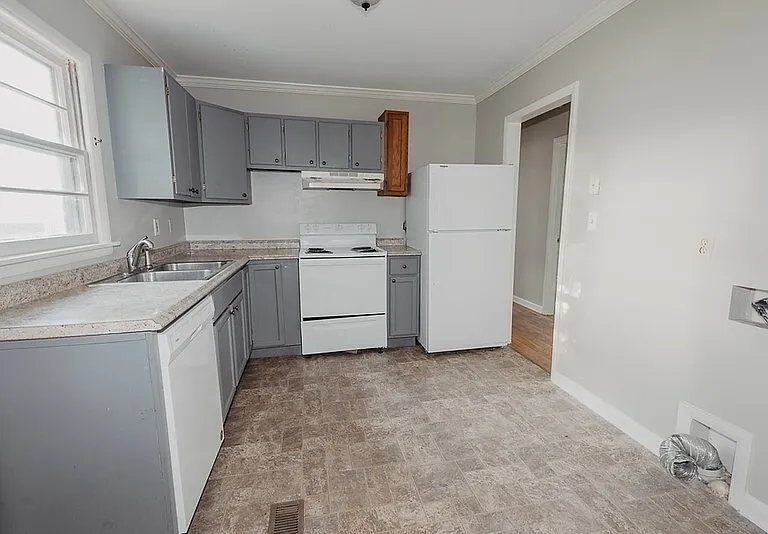 4607 Beverly Kay Dr — Photo 7