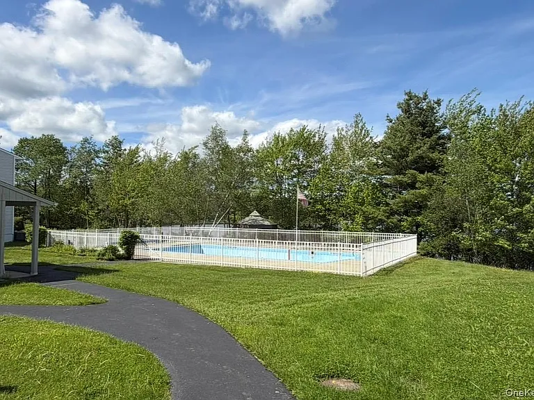 42 Krier Ln — Photo 29