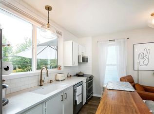 2606 E Madison St APT B, Seattle, WA 98112