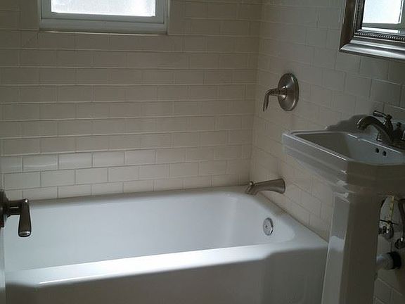 3rd image of 4366 Alabama St