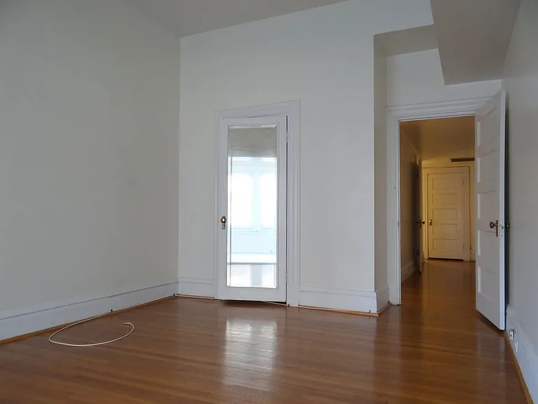 4 N Kingshighway Blvd #3D — Photo 25