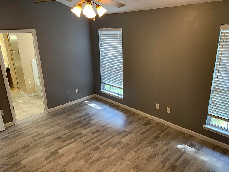 12018 Sunchase Dr — Photo 10