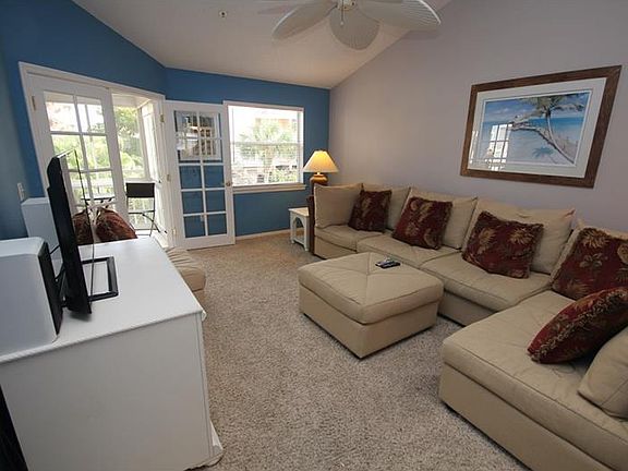 3rd image of 1350 Siesta Bayside Dr #1350-B