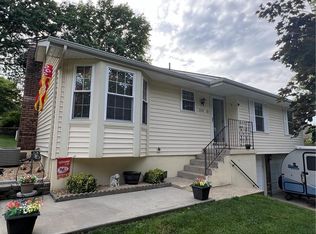 204 N Holder Rd, Independence, MO 64050