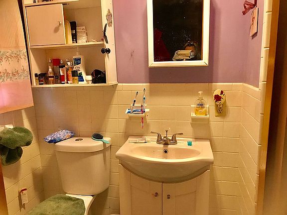 4th image of 12710 E 59th Ter