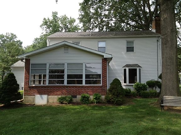 4th image of 120 Dunbarton Dr