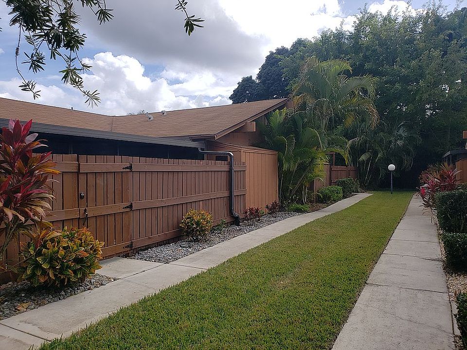 1st image of 15472 Crystal Lake Dr
