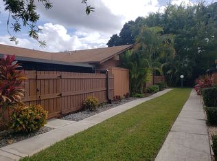 15472 Crystal Lake Dr, North Fort Myers, FL 33917