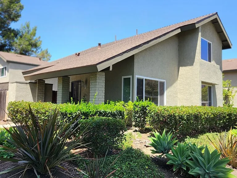 11087 Clairemont Mesa Blvd — Photo 11