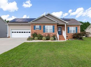 557 Barnsdale Ridge Rd, Kernersville, NC 27284